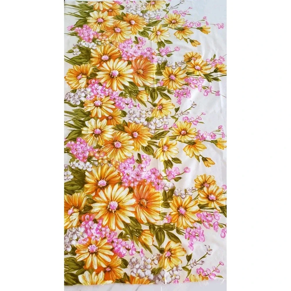 Vintage Flower Power Fabric 1.5 yds x 44w Yellow Daisies Pink Flowers